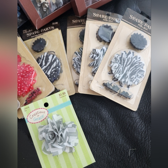 Silk Flower Crafts Kits - Picture 5 of 6